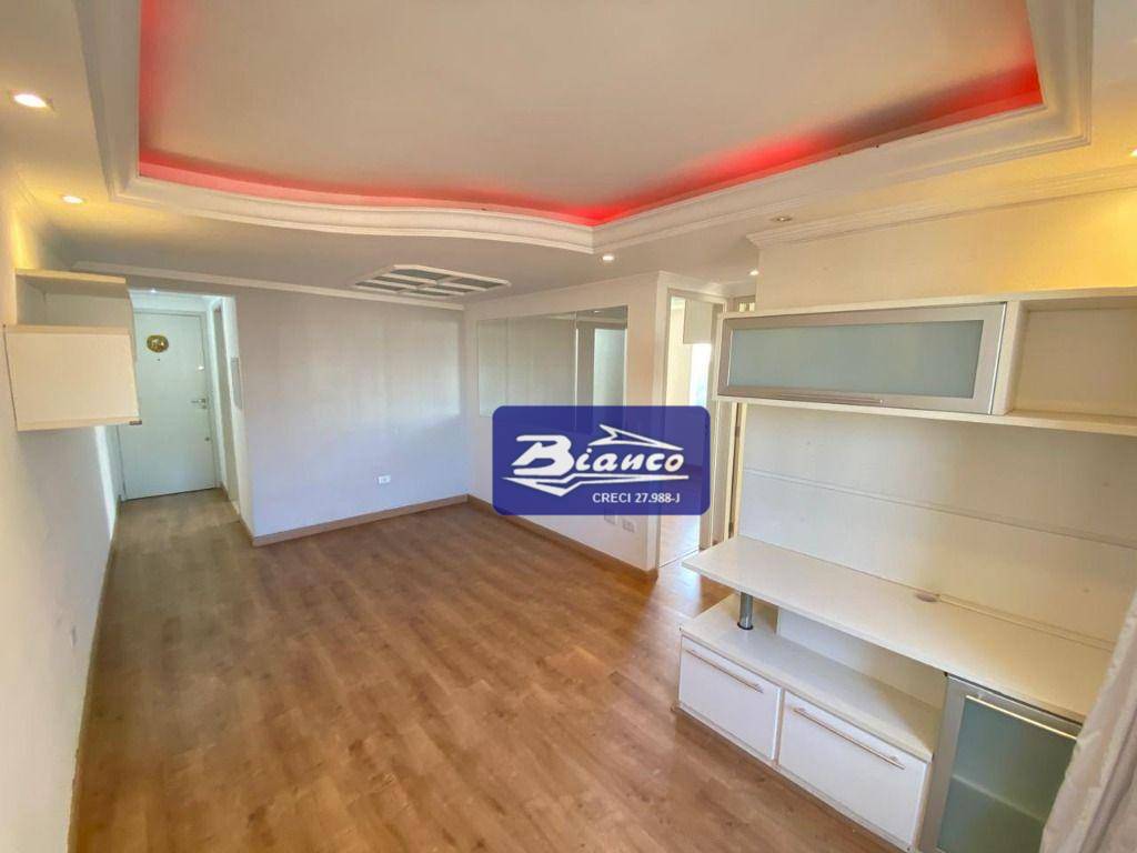 Apartamento para alugar com 2 quartos, 55m² - Foto 5