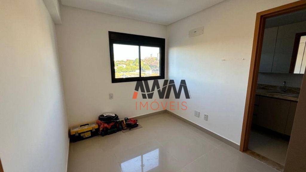 Apartamento para alugar com 3 quartos, 110m² - Foto 15