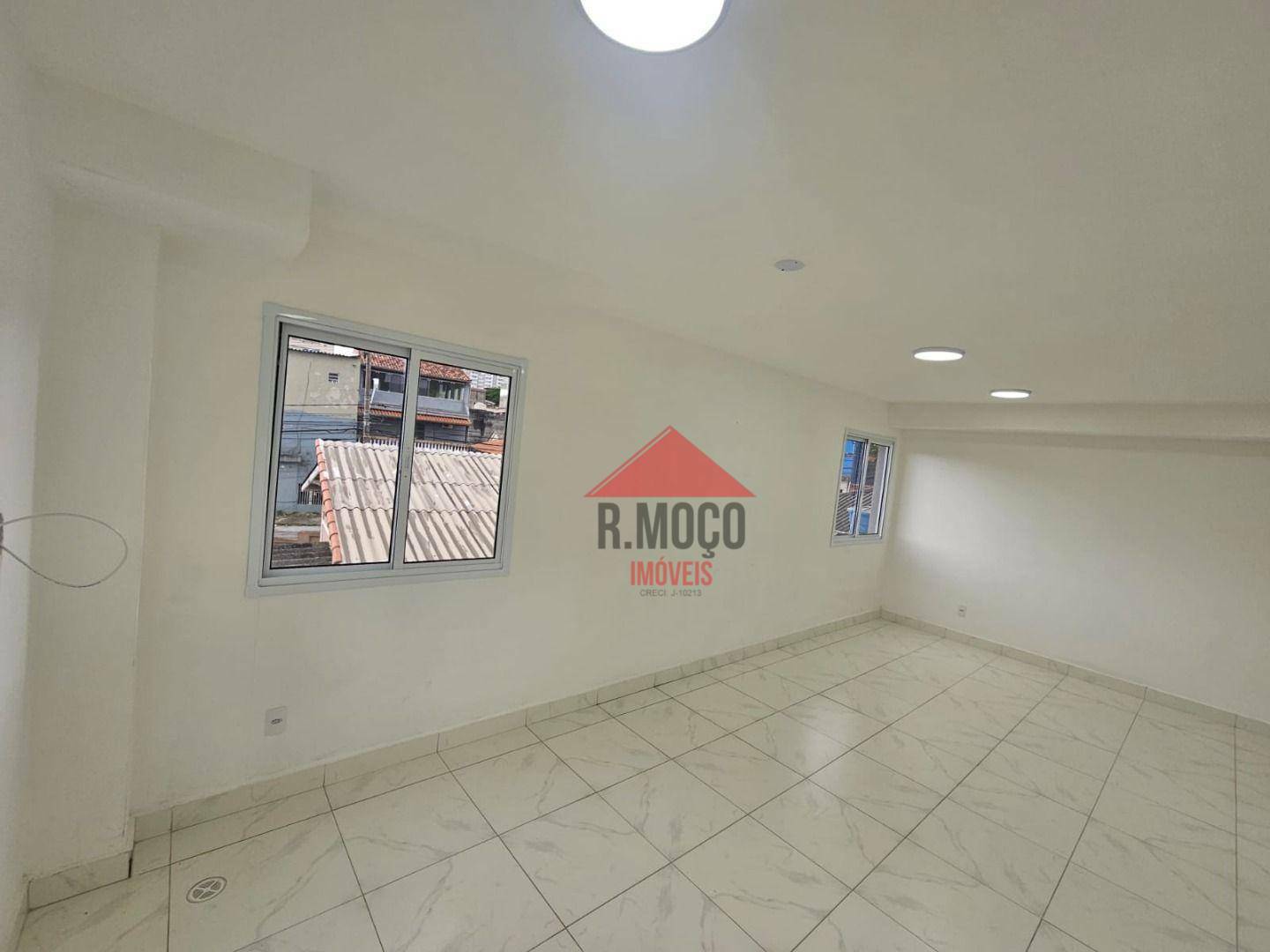 Apartamento para alugar com 2 quartos, 32m² - Foto 34