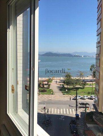 Apartamento à venda com 3 quartos, 157m² - Foto 1