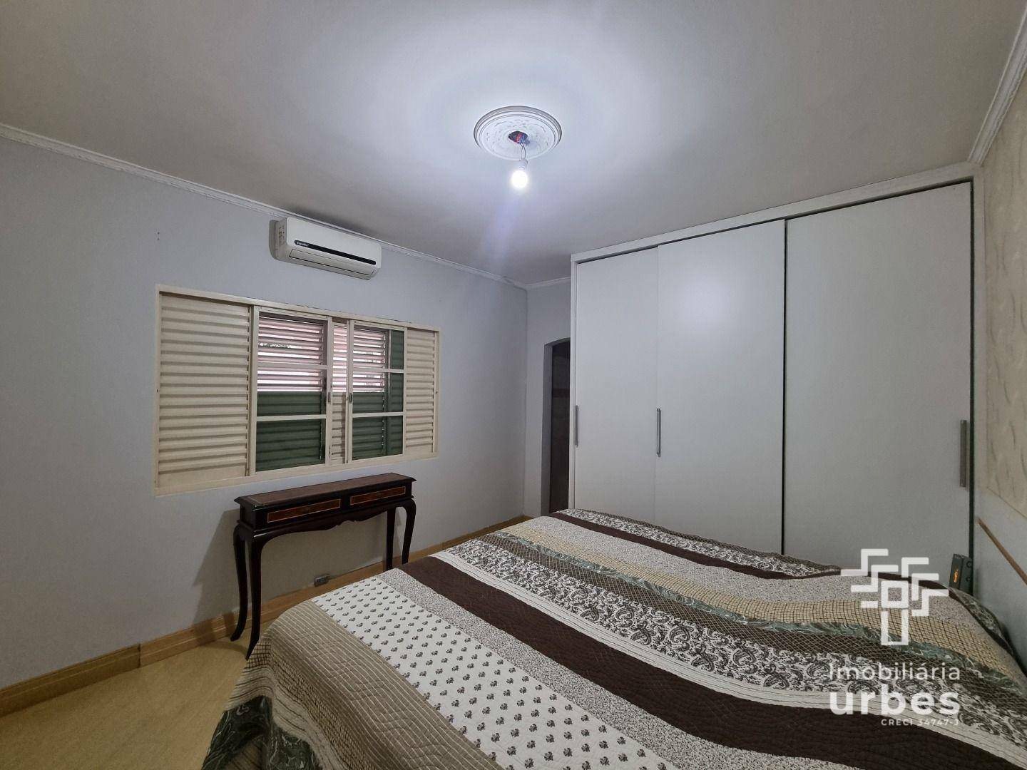 Casa à venda com 4 quartos, 206m² - Foto 6