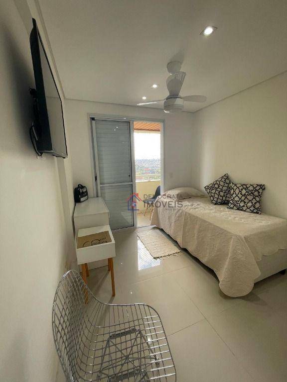 Apartamento à venda com 3 quartos, 128m² - Foto 19