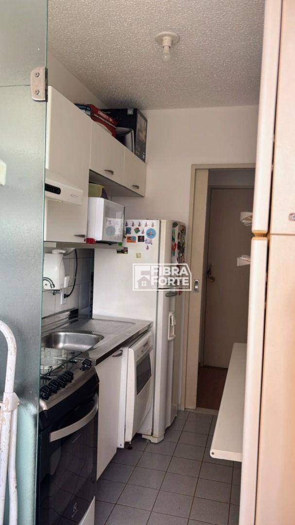 Apartamento à venda com 2 quartos, 62m² - Foto 12