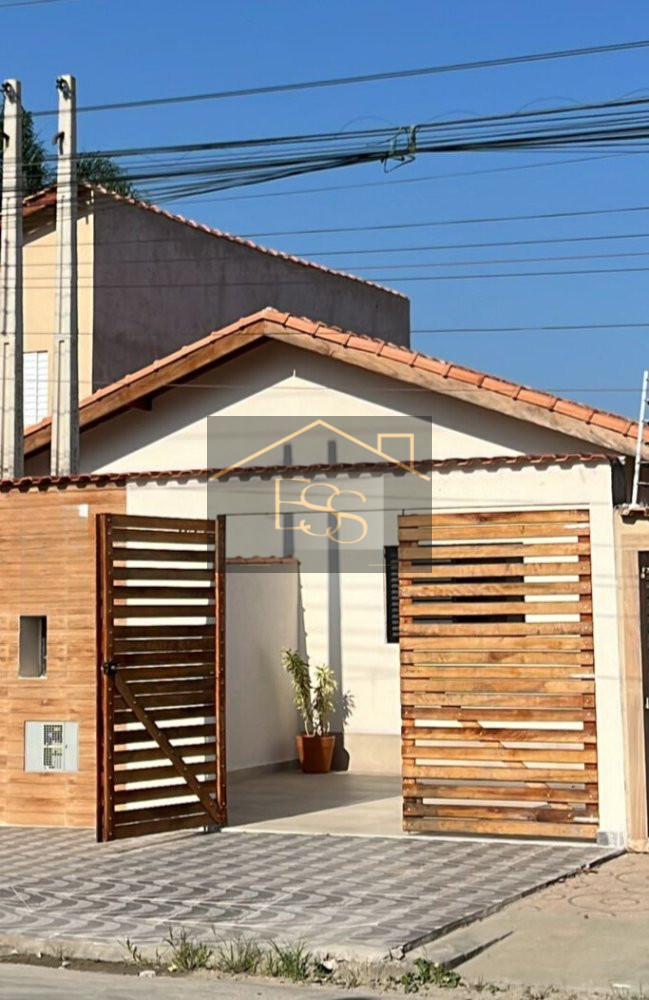 Casa à venda com 2 quartos, 63m² - Foto 2