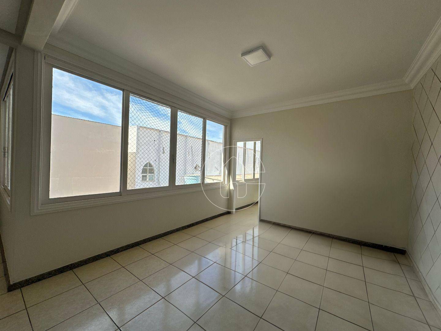 Apartamento para alugar com 3 quartos, 178m² - Foto 8