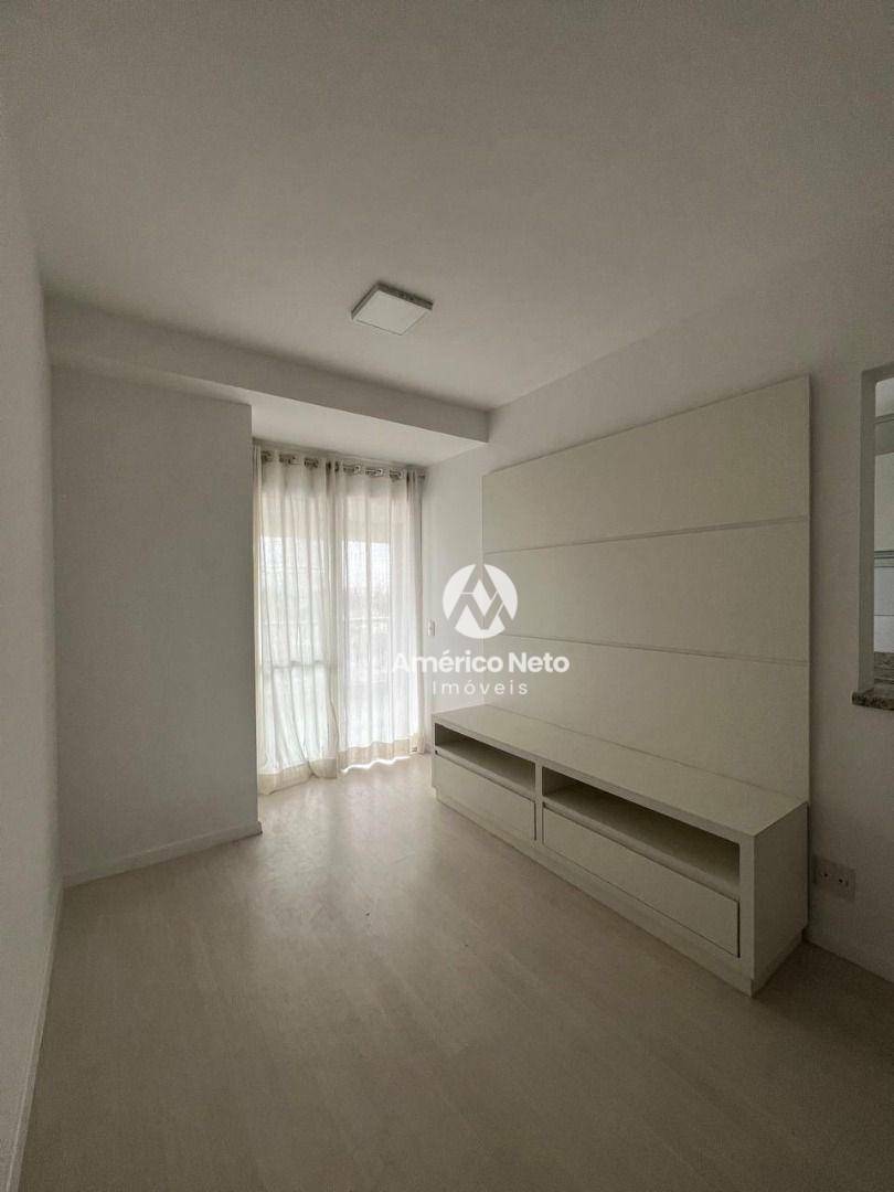 Apartamento para alugar com 2 quartos, 74m² - Foto 28