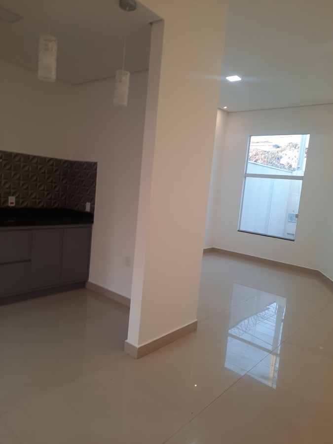 Casa para alugar com 2 quartos, 95m² - Foto 12