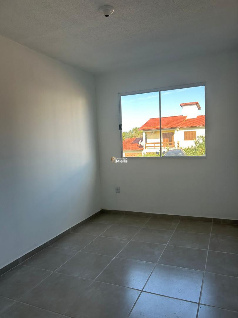 Casa à venda com 2 quartos, 45m² - Foto 6