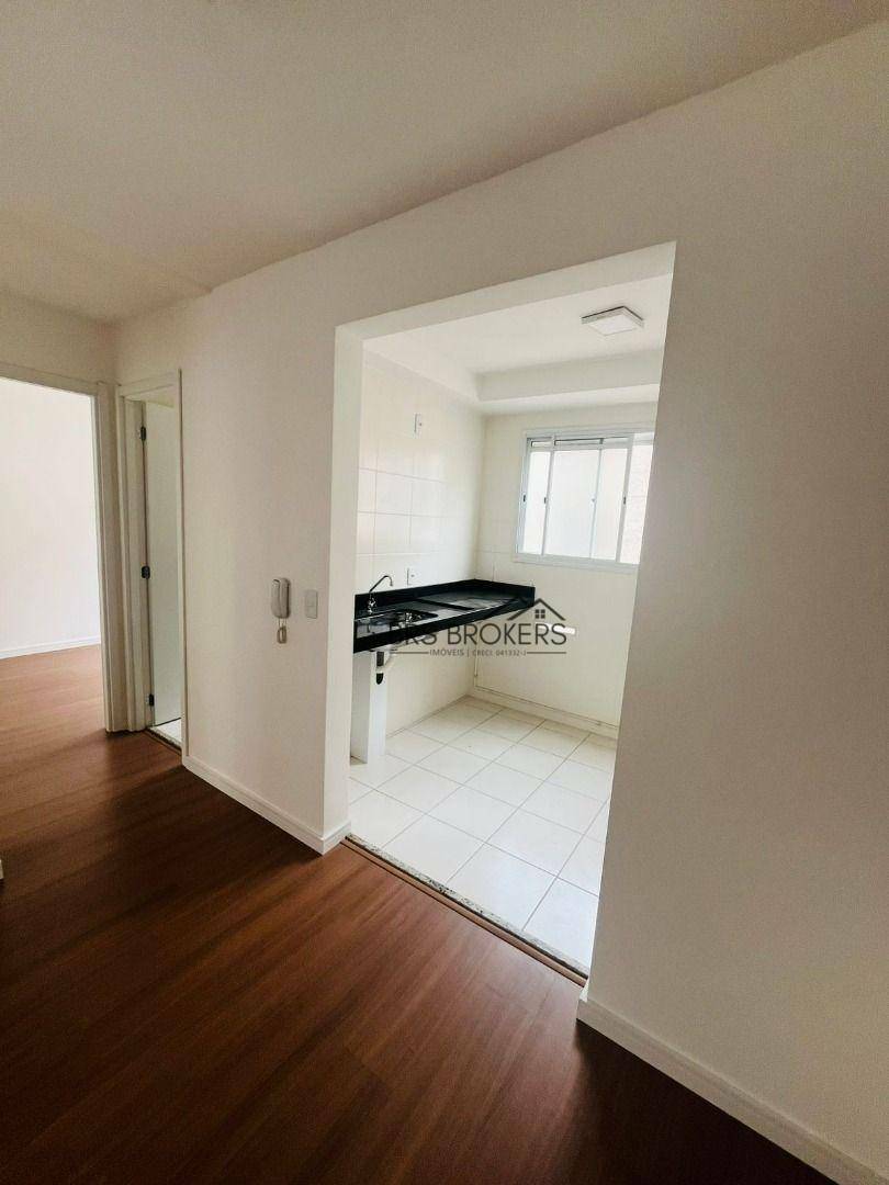 Apartamento à venda com 2 quartos, 42m² - Foto 6