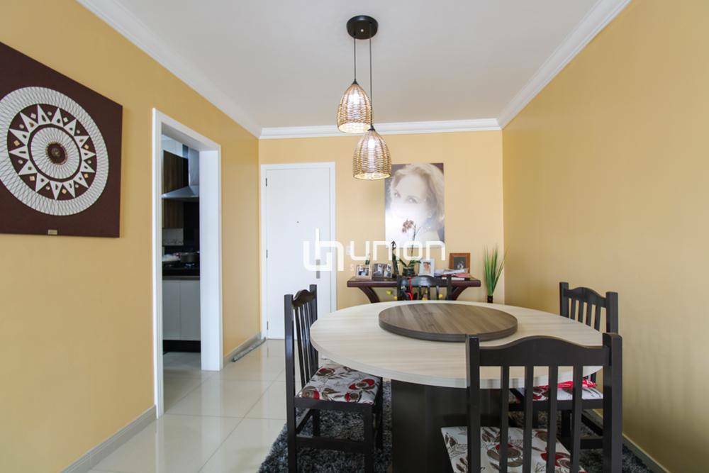 Apartamento à venda com 2 quartos, 105m² - Foto 11