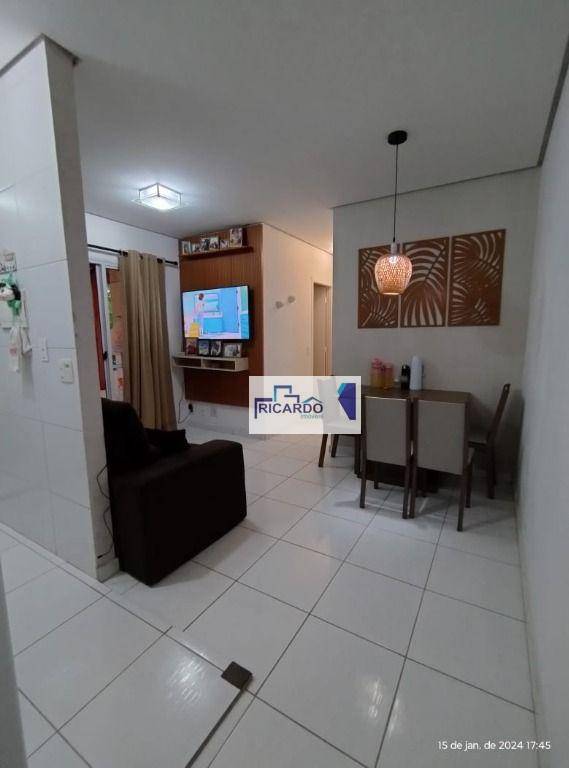 Apartamento à venda com 3 quartos, 73m² - Foto 1