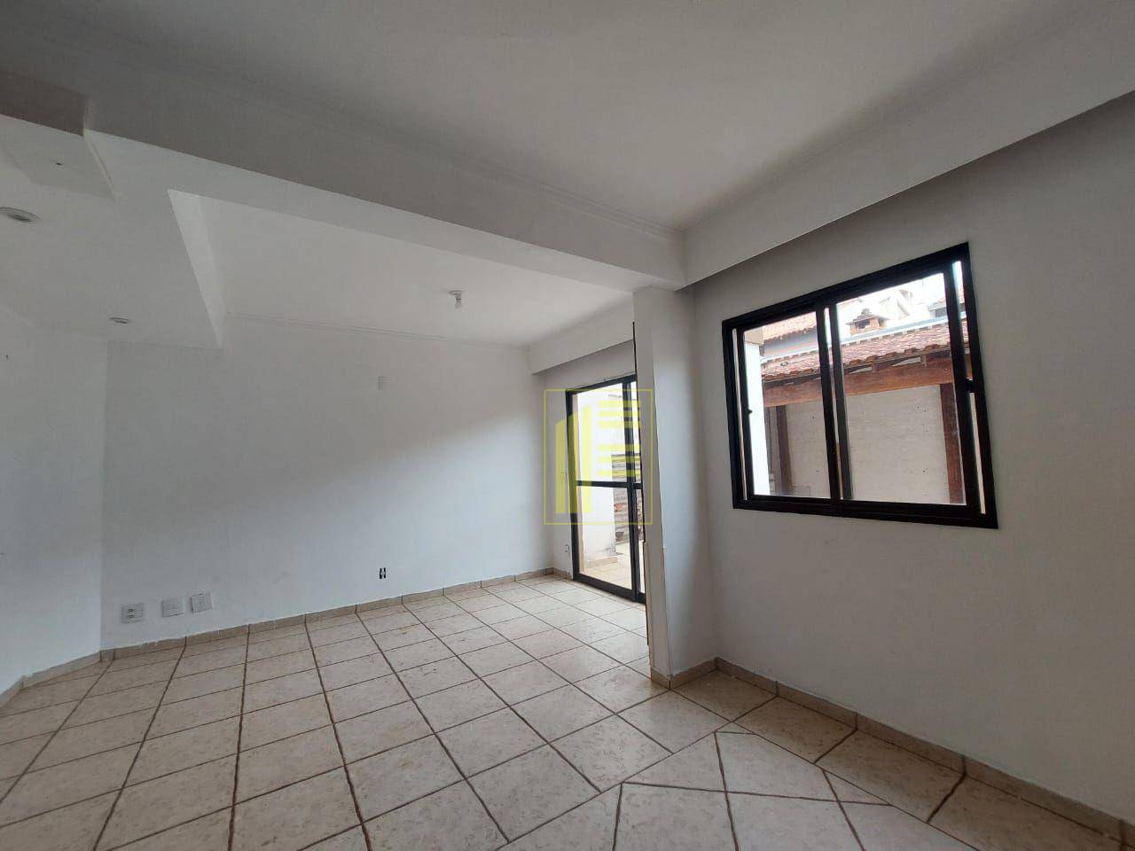 Casa de Condomínio para alugar com 3 quartos, 145m² - Foto 4