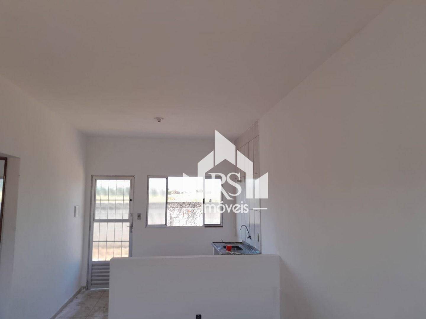 Casa à venda com 2 quartos, 51m² - Foto 8