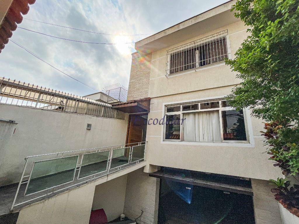 Sobrado à venda com 3 quartos, 500m² - Foto 1