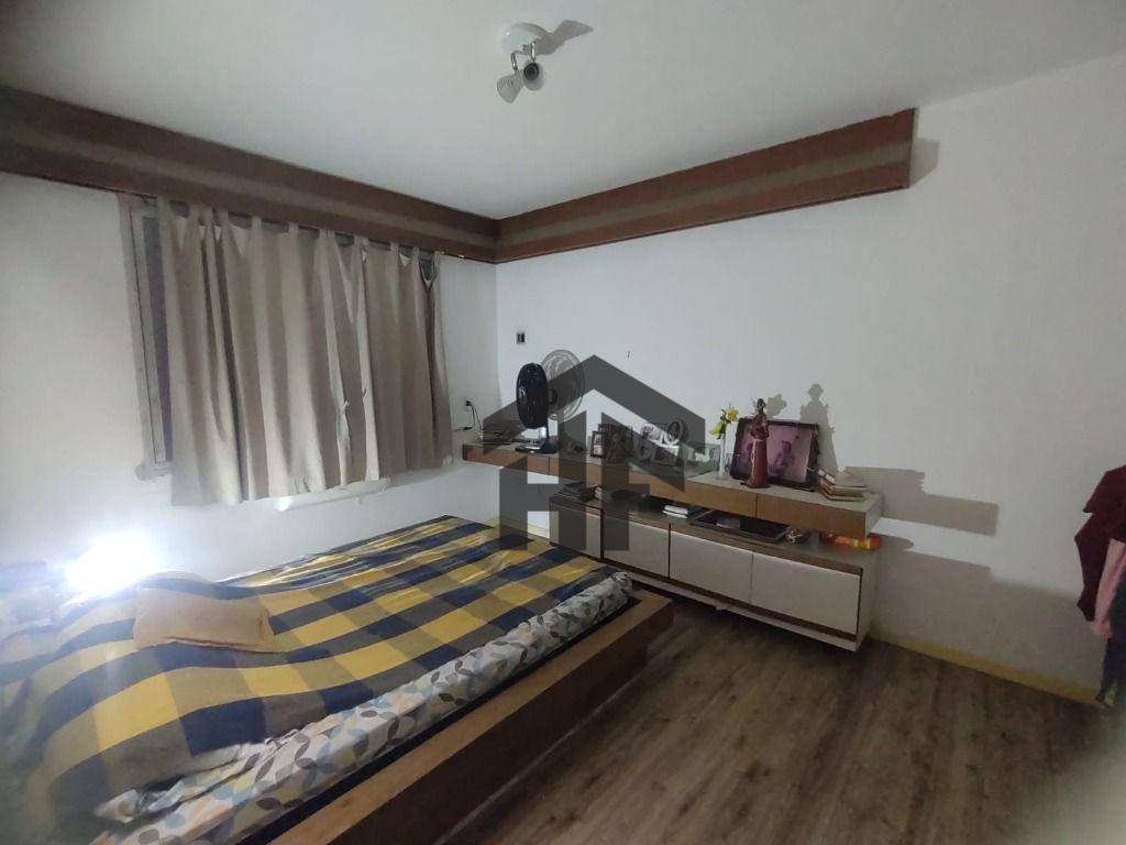 Apartamento à venda com 3 quartos, 162m² - Foto 12