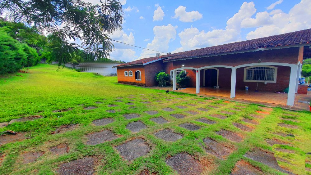 Fazenda à venda com 4 quartos, 1409m² - Foto 14