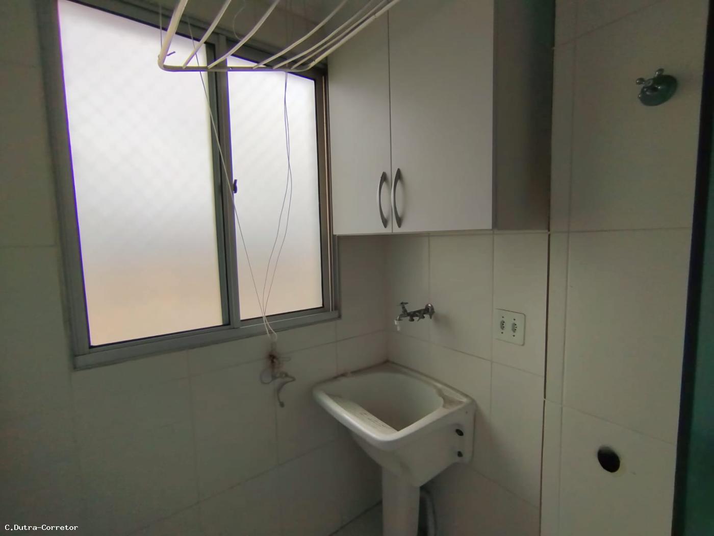 Apartamento à venda com 2 quartos, 45m² - Foto 12