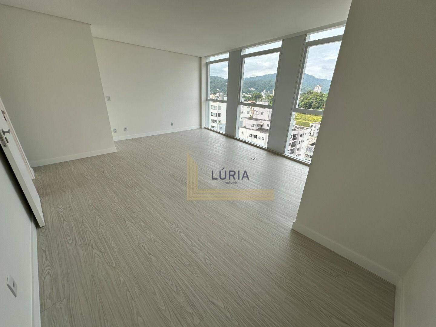 Apartamento à venda com 3 quartos, 151m² - Foto 18