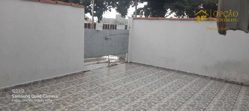 Casa à venda com 2 quartos, 67m² - Foto 1