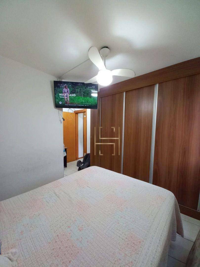 Apartamento à venda com 3 quartos, 77m² - Foto 4