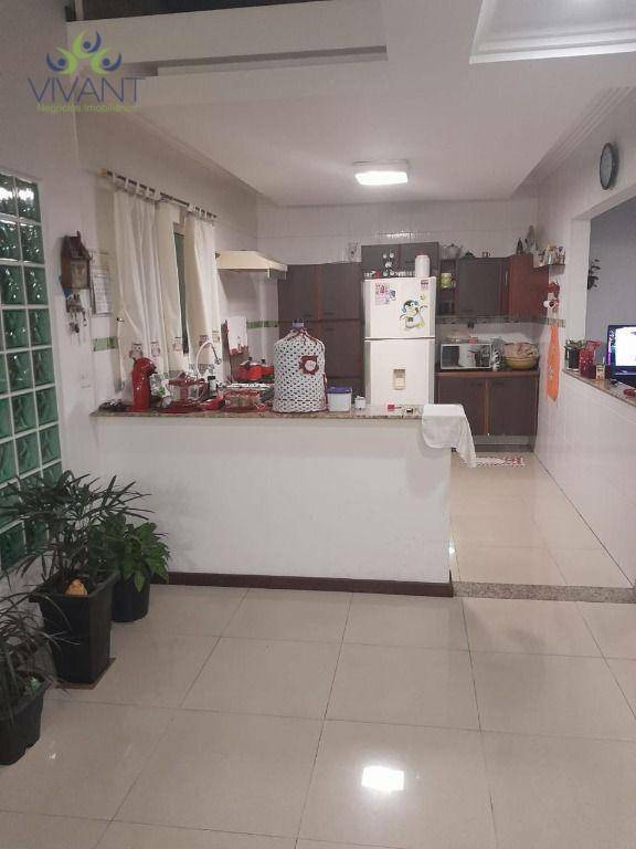 Sobrado à venda com 4 quartos, 254m² - Foto 27