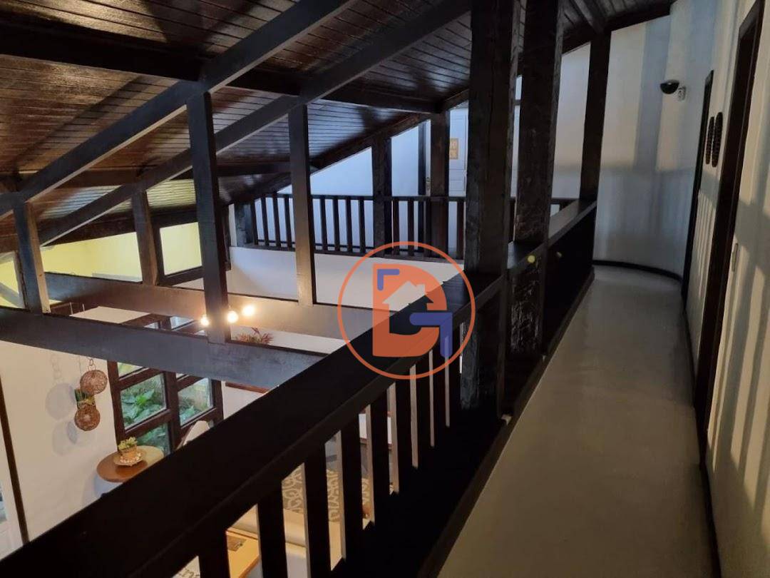 Casa à venda e aluguel com 5 quartos, 318m² - Foto 48