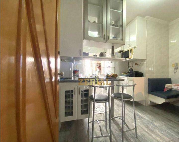 Apartamento à venda com 3 quartos, 107m² - Foto 7