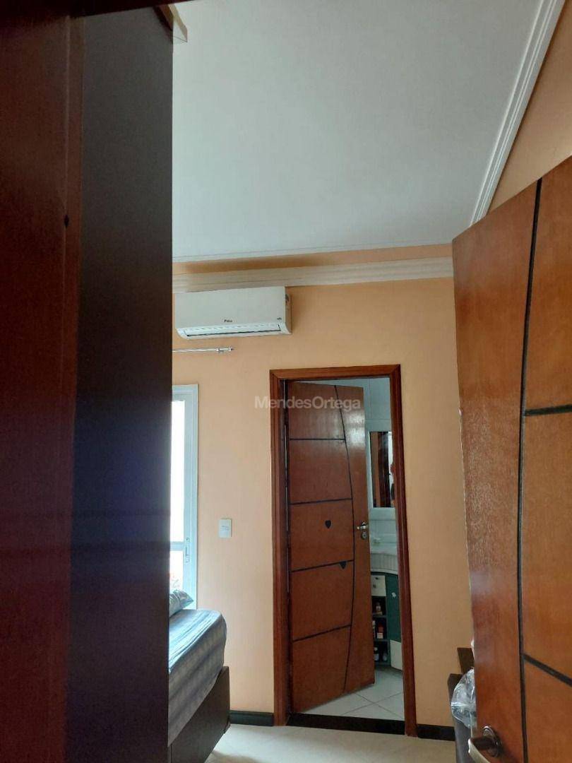 Casa à venda com 4 quartos, 199m² - Foto 18