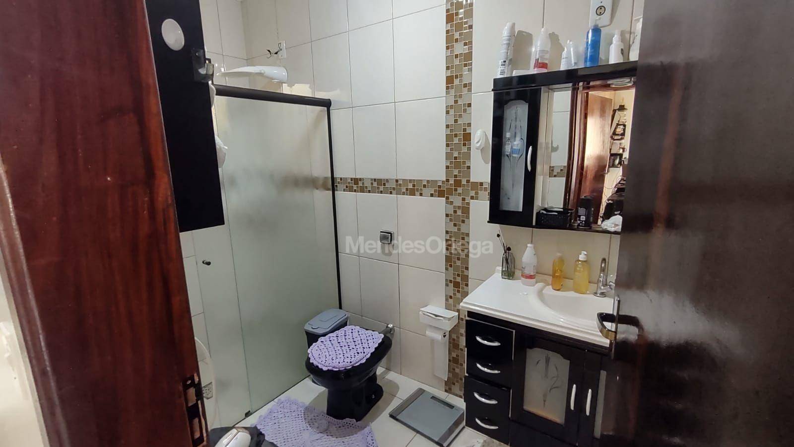 Casa à venda com 3 quartos, 209m² - Foto 14