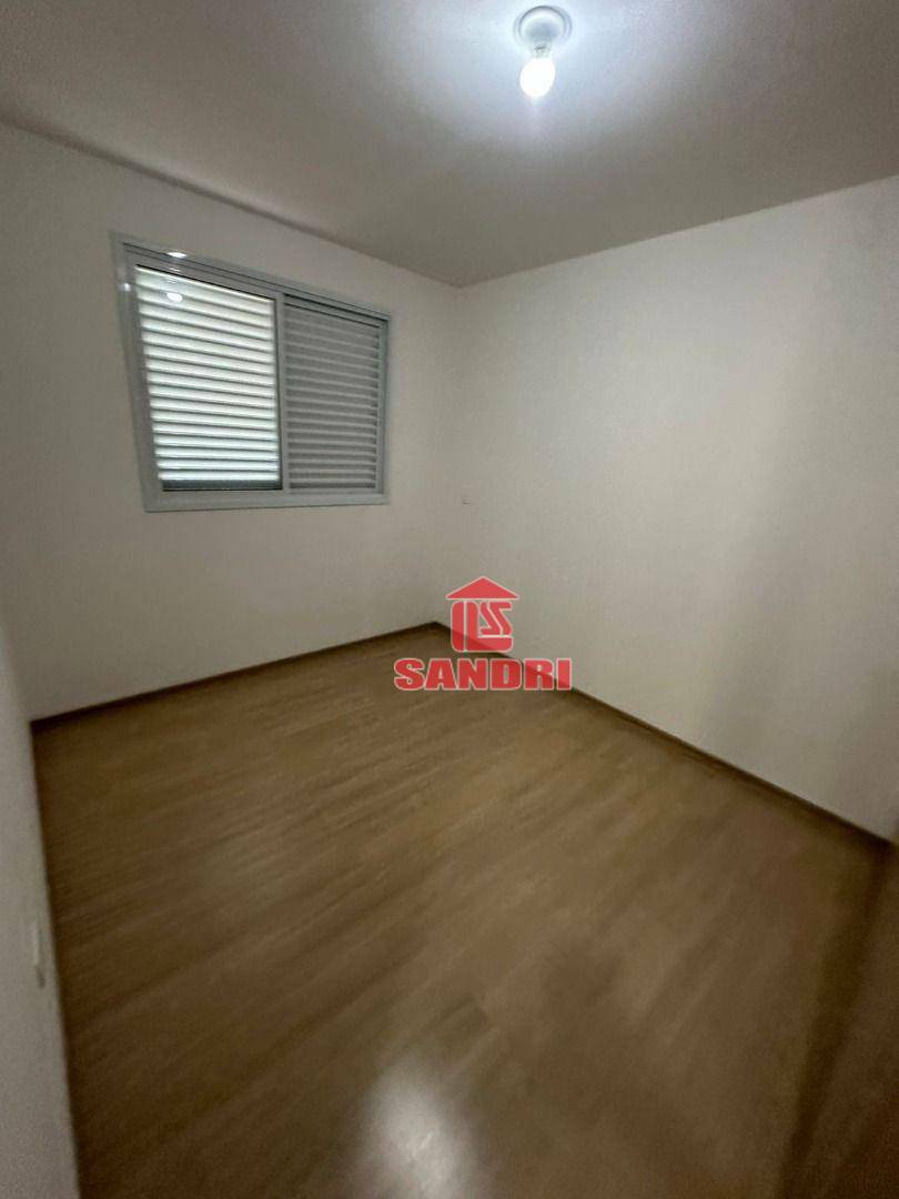 Apartamento para alugar com 2 quartos, 50m² - Foto 12