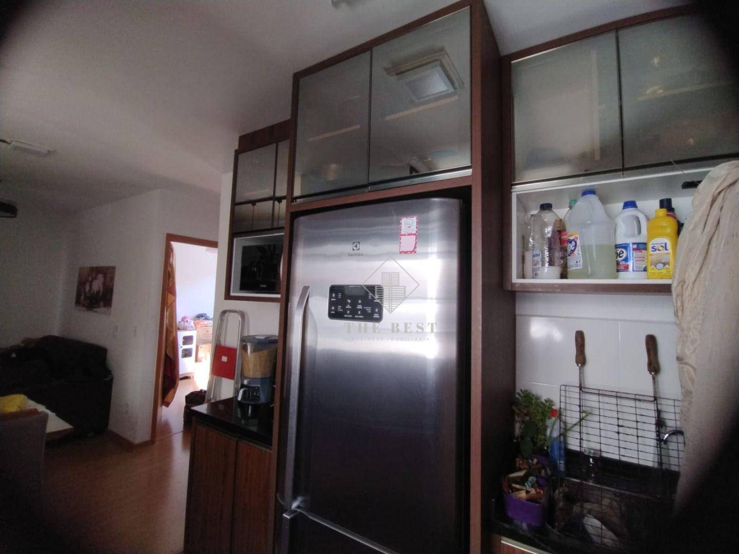 Apartamento à venda com 2 quartos, 43m² - Foto 3