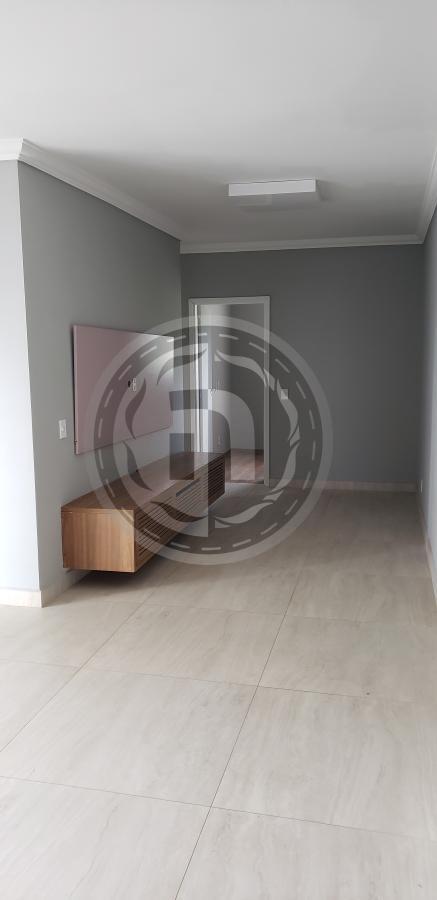 Apartamento à venda com 3 quartos, 82m² - Foto 1