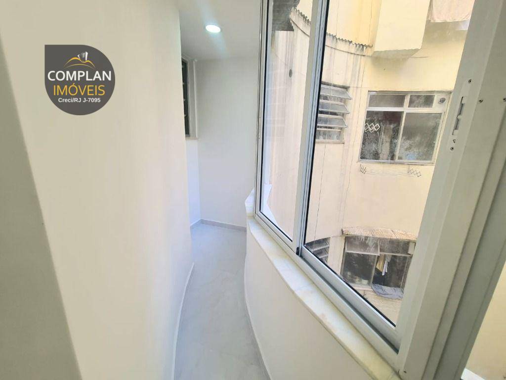 Apartamento à venda com 1 quarto, 40m² - Foto 10