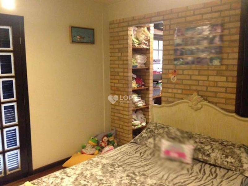 Casa de Condomínio à venda com 4 quartos, 262m² - Foto 17