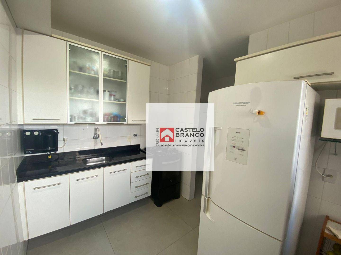 Apartamento à venda com 2 quartos, 102m² - Foto 18