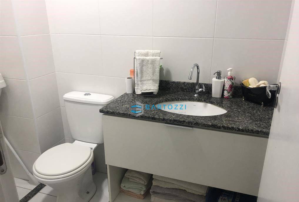 Apartamento à venda com 3 quartos, 65m² - Foto 6