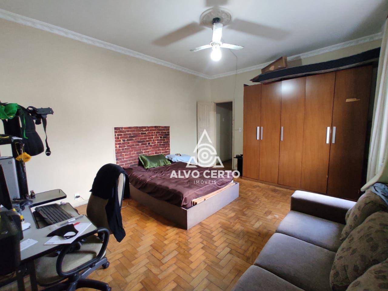 Apartamento à venda com 2 quartos, 100m² - Foto 1