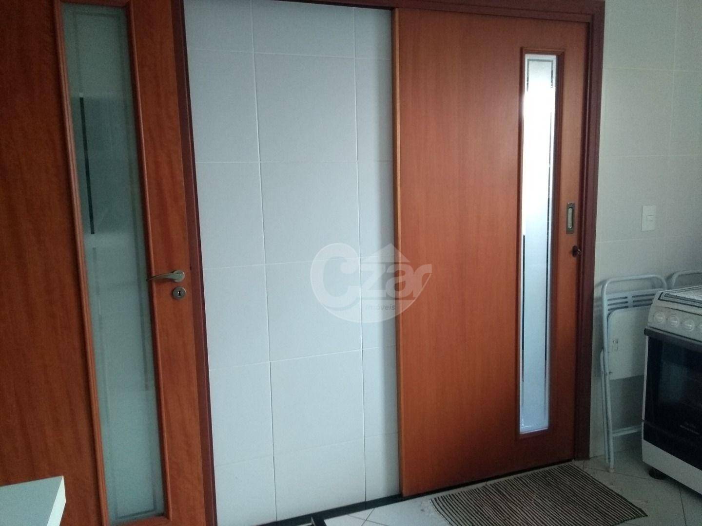 Casa à venda com 3 quartos, 208m² - Foto 12