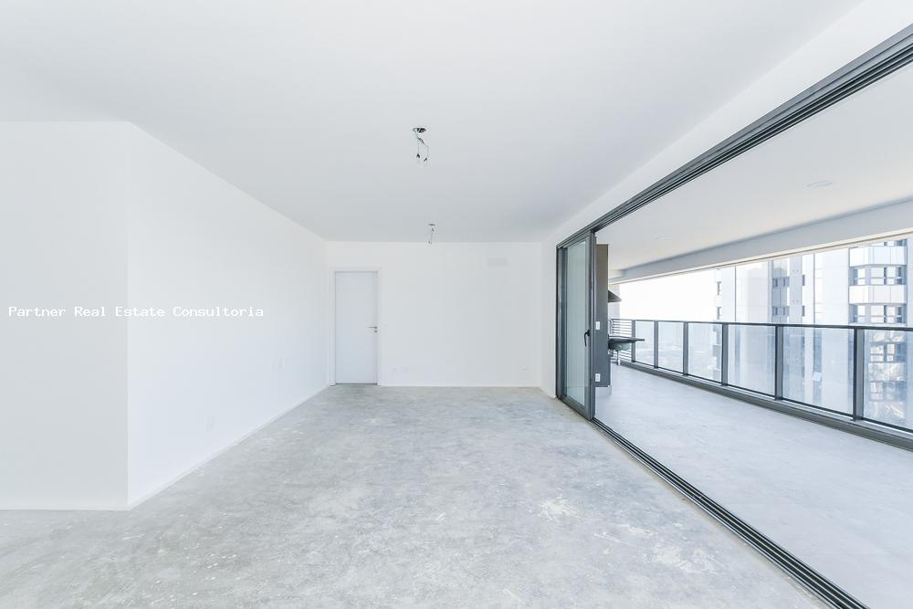 Apartamento à venda com 3 quartos, 186m² - Foto 5