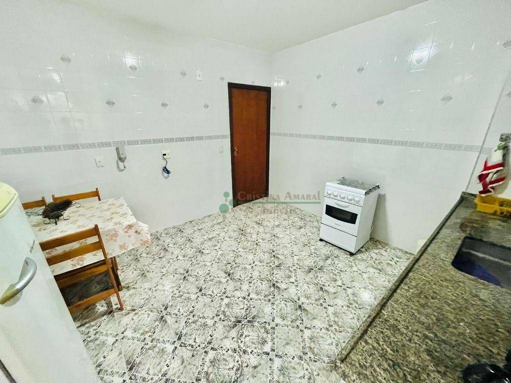 Apartamento à venda com 3 quartos, 131m² - Foto 28