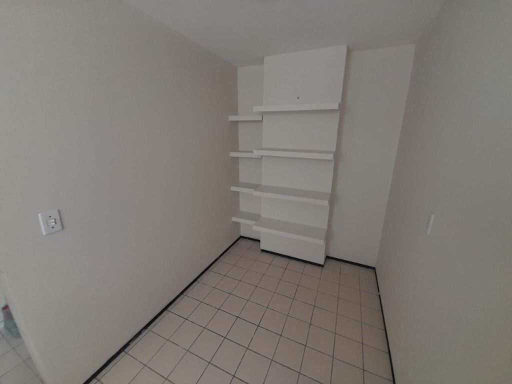 Apartamento para alugar com 3 quartos, 95m² - Foto 23