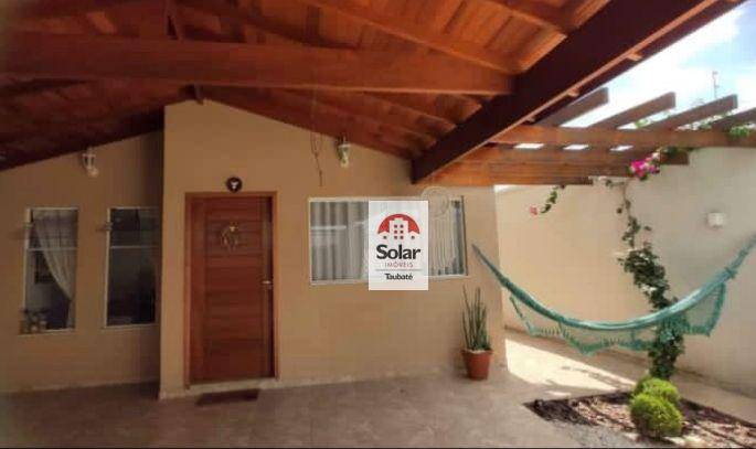 Casa à venda com 3 quartos, 100m² - Foto 1