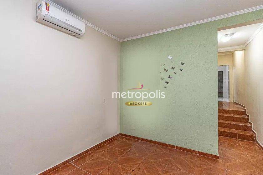 Sobrado à venda com 2 quartos, 186m² - Foto 4