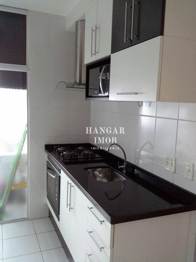 Apartamento à venda com 2 quartos, 49m² - Foto 4