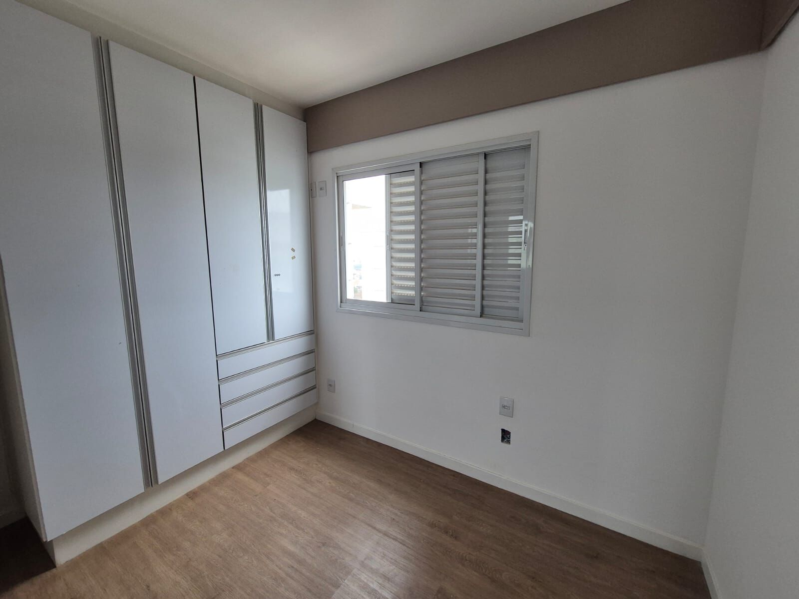 Apartamento para alugar com 3 quartos, 118m² - Foto 10