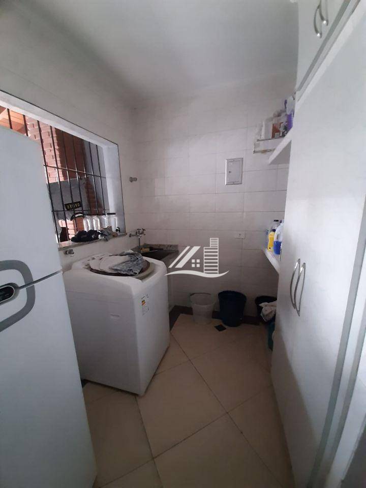 Sobrado à venda com 3 quartos, 212m² - Foto 19