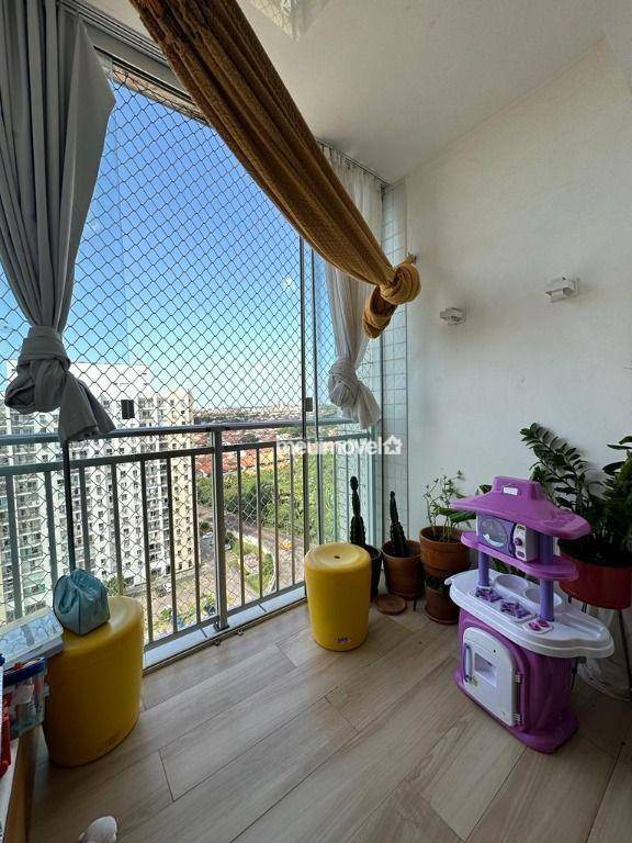 Apartamento à venda com 3 quartos, 74m² - Foto 3