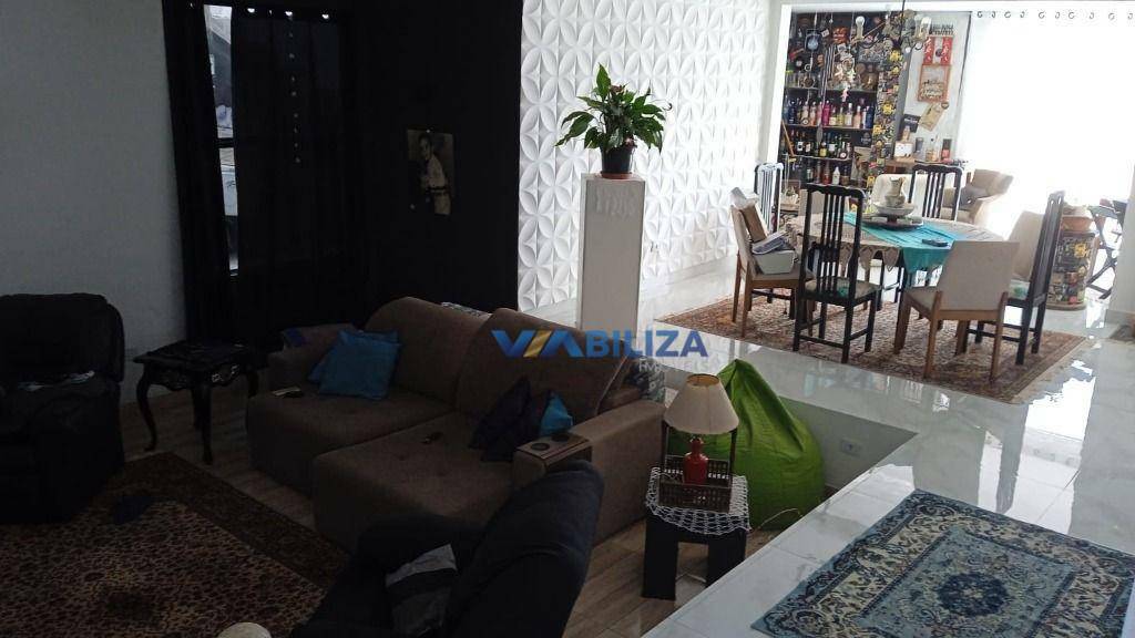 Sobrado à venda com 3 quartos, 363m² - Foto 4