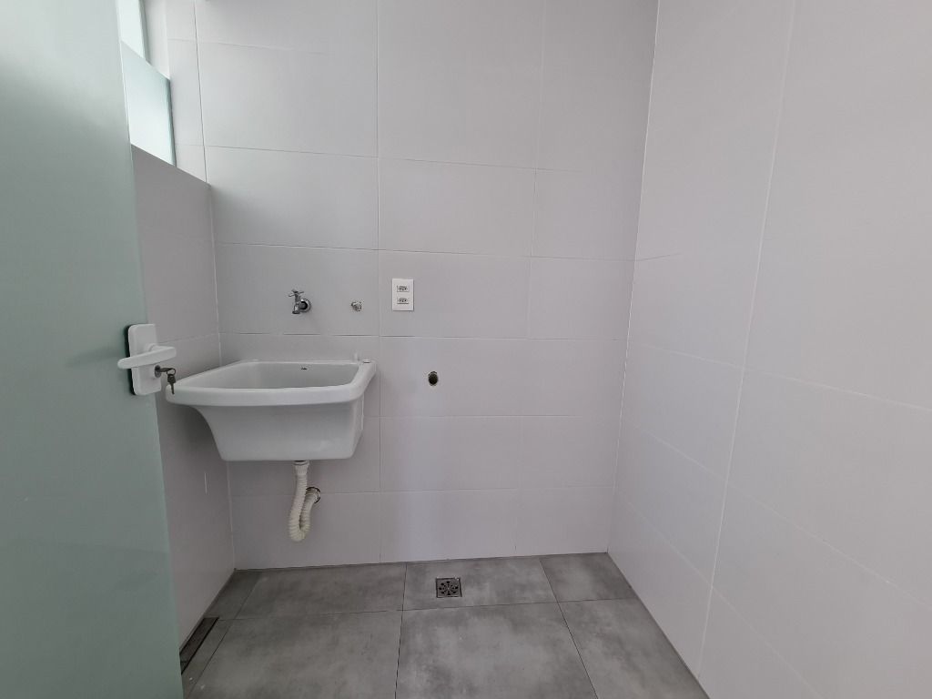 Apartamento à venda com 3 quartos, 146m² - Foto 8