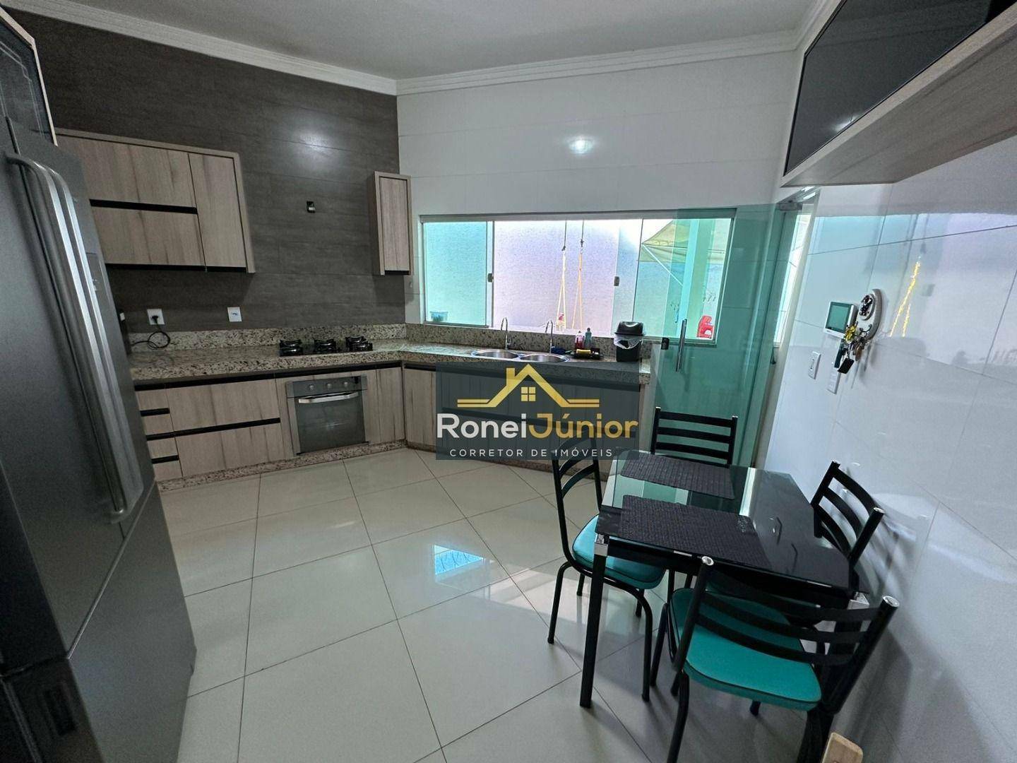 Casa à venda com 3 quartos, 198m² - Foto 6